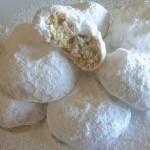 December 2015 – Kourabiedes (Almond Cookies)